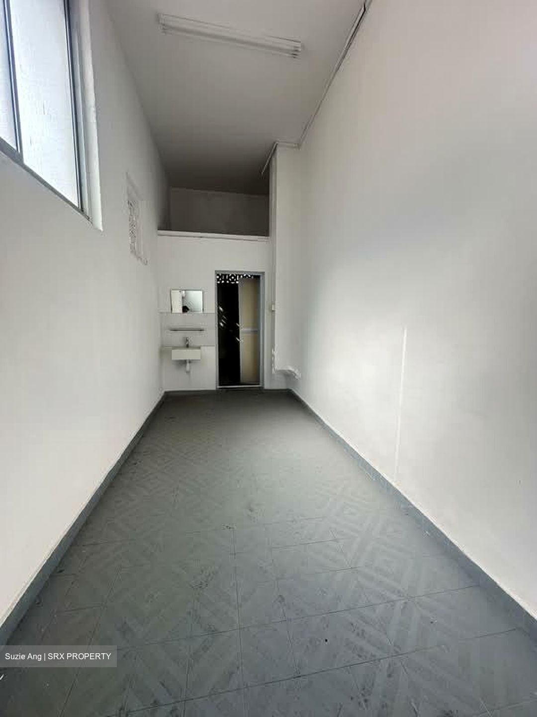 Serangoon Road (D8), Shop House #562952921